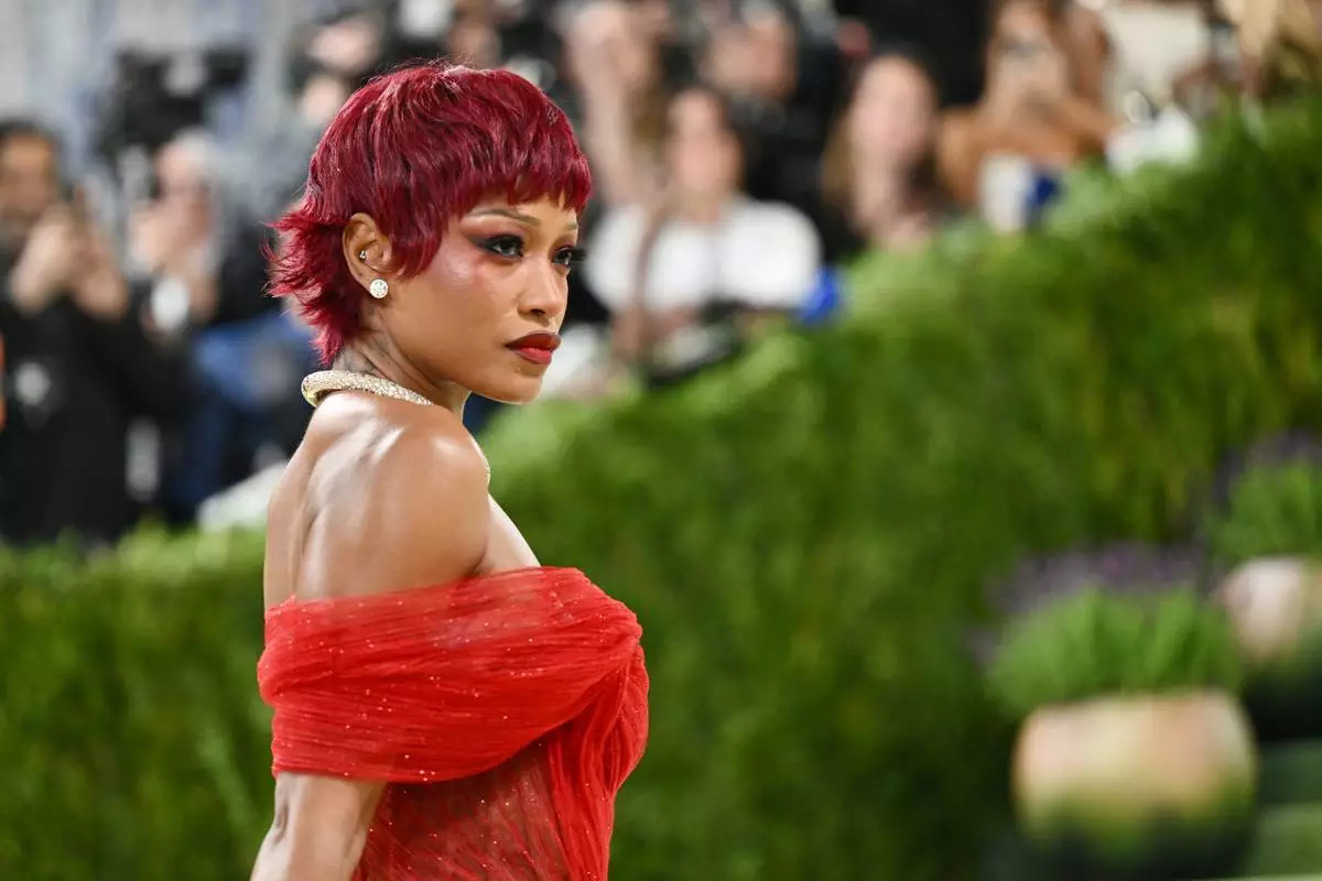 琪琪帕瑪（Keke Palmer）於2026年5月4日周一，抵達紐約大都會藝術博物館服裝學院慈善晚宴，慶祝「服裝藝術」展覽開幕。(美聯社圖片/Evan Agostini) AP圖片