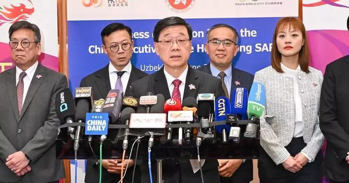 李家超﹕香港與烏茲別克的航空公司 可利用航權提供航班