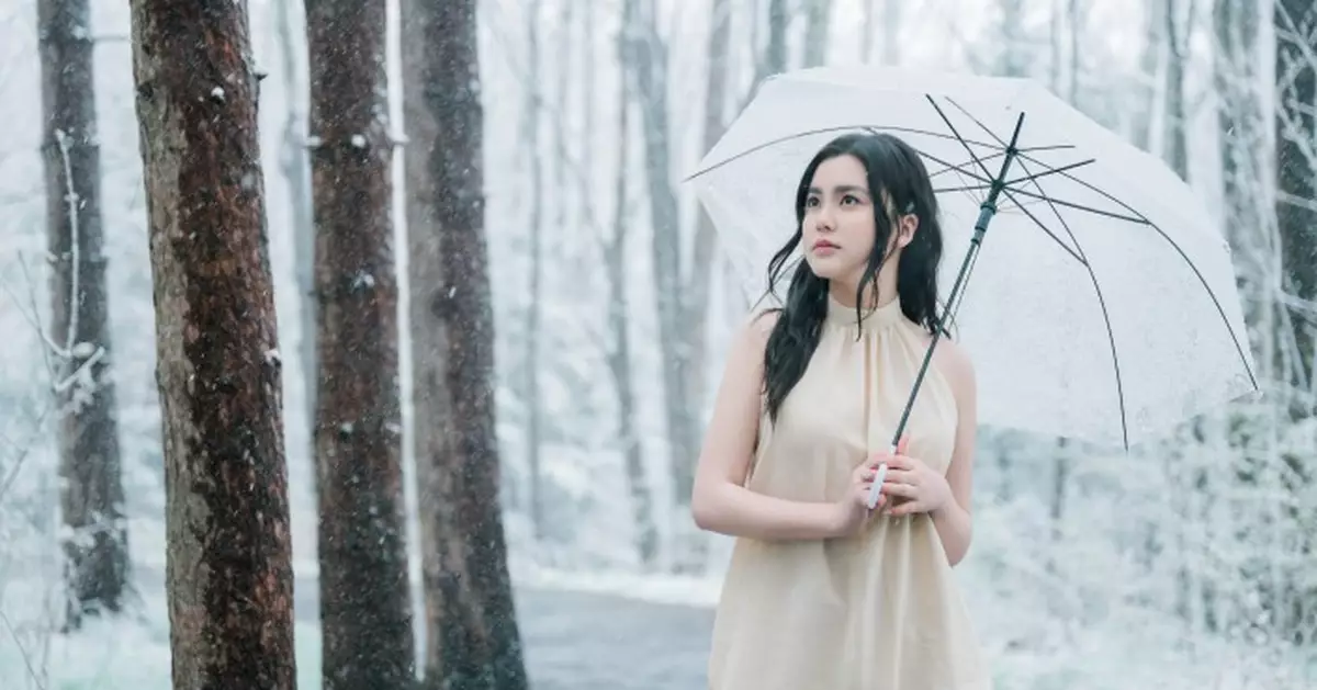 Chantel姚焯菲新歌MV赴美取景 單薄連身裙遇大風雪：凍到病都值得㗎！
