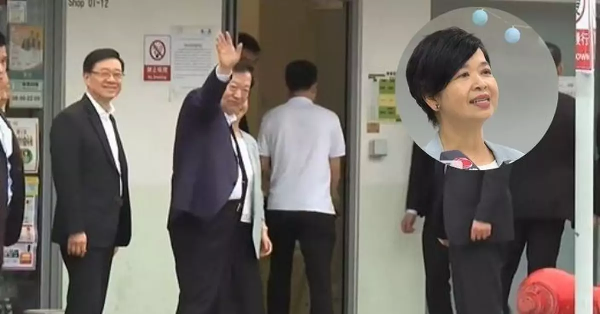何永賢陪同夏寶龍視察簡約公屋並探訪居民 了解項目最新進展