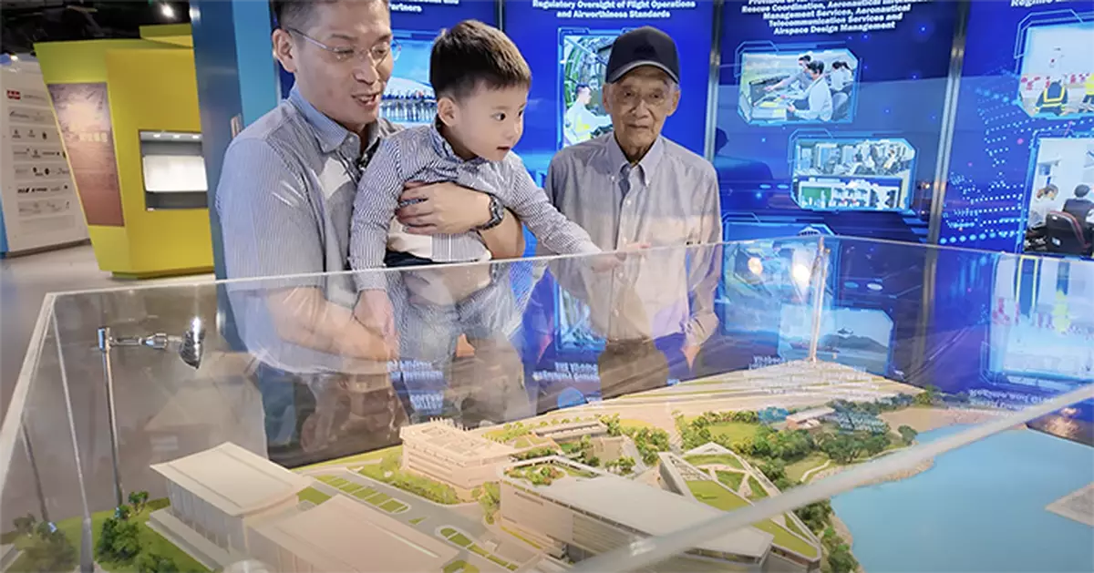傳承使命守護香港航空安全 民航處工程師父子薪火相傳