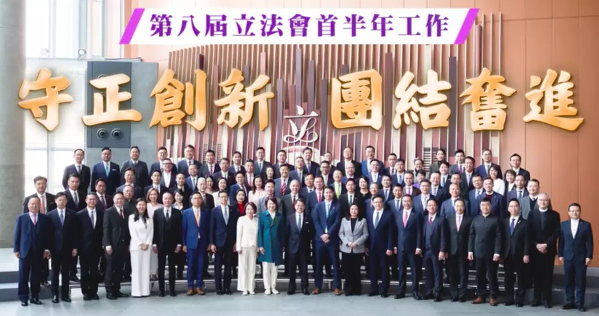 本屆立法會上任半年　李慧琼：守正創新團結奮進做到「民有所呼 我有所應」