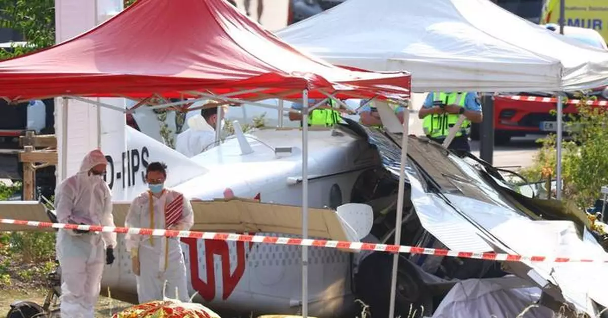 法國跳傘飛機墜毀11人罹難 包括多名初學者家屬目睹慘劇一刻