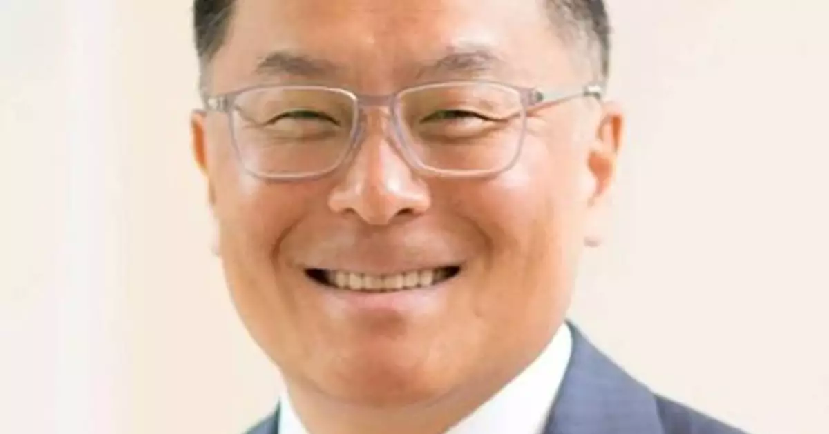 學院證券委任弗蘭克·C·奧為市政銀行業務主管