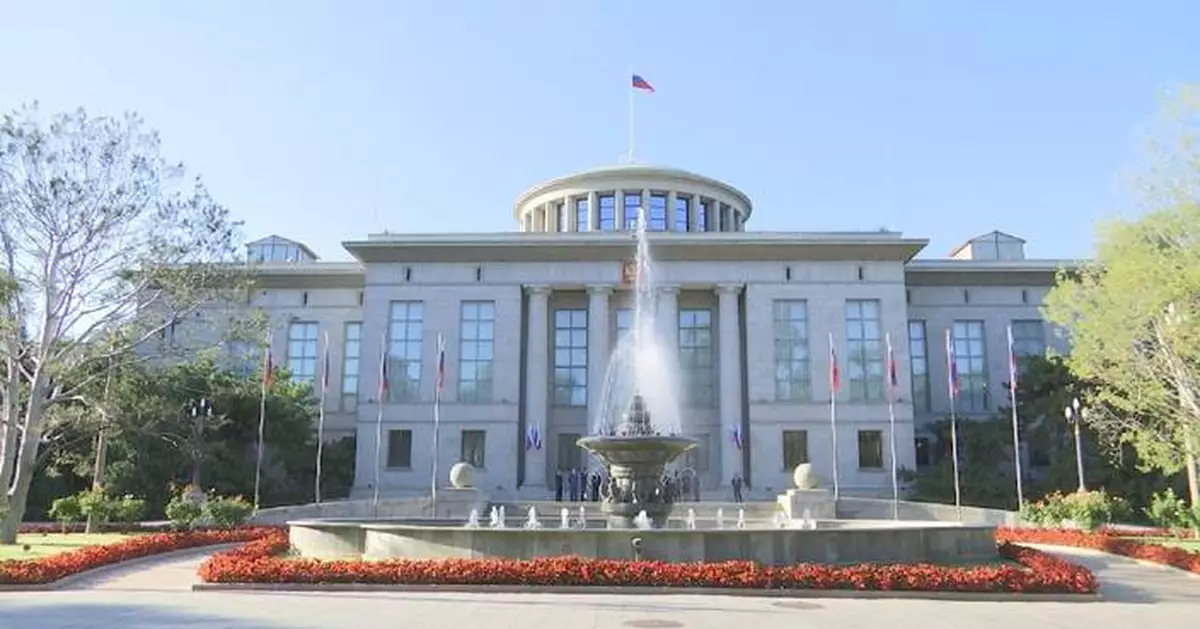俄羅斯駐華使館舉行國慶招待會 彭清華出席強調兩國夥伴關係