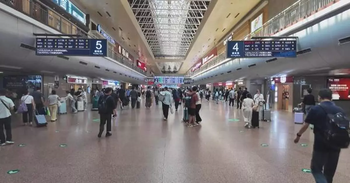 中國端午節假期旅遊急增 移民局料出入境人次按年升逾一成