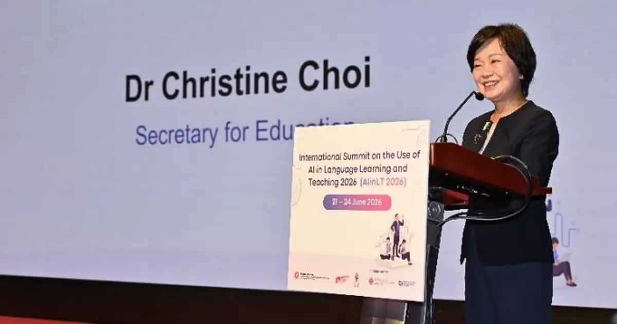 蔡若蓮：非常關注教科書價格　與出版商密切溝通要求盡量降低教材製作成本