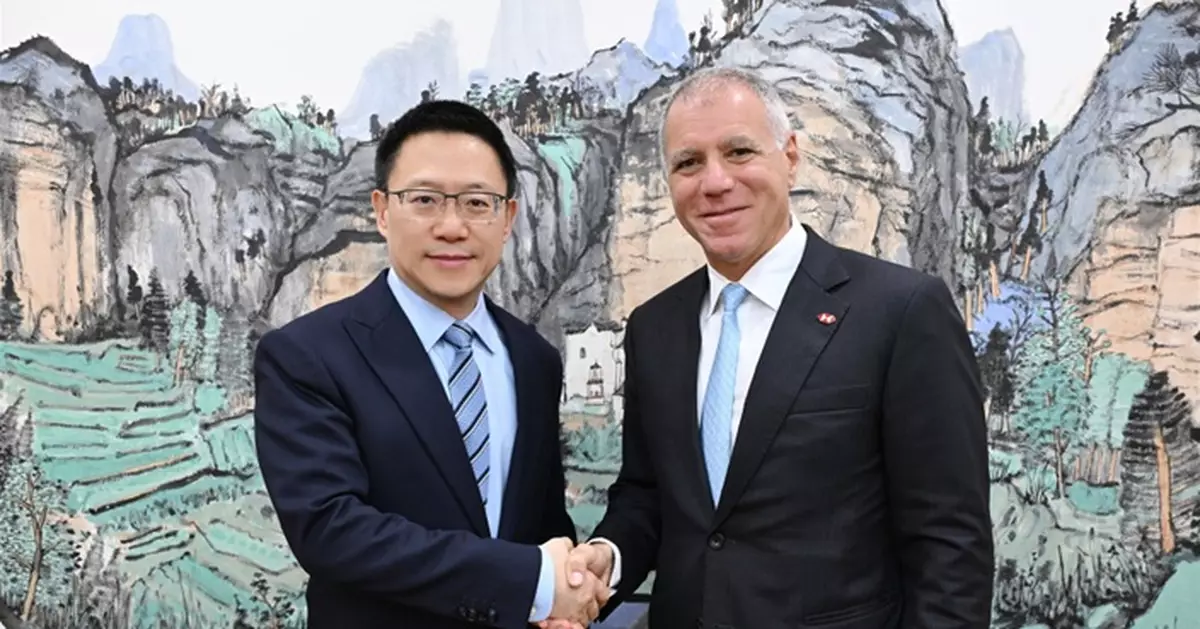 財政部副部長廖岷昨於北京會見滙控CEO艾橋智