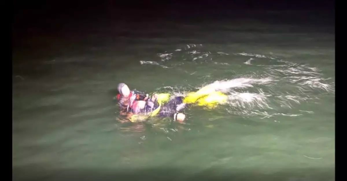 2港人澳洲潛水遭捲走遇險 獲縱橫遊極光團船隻救起