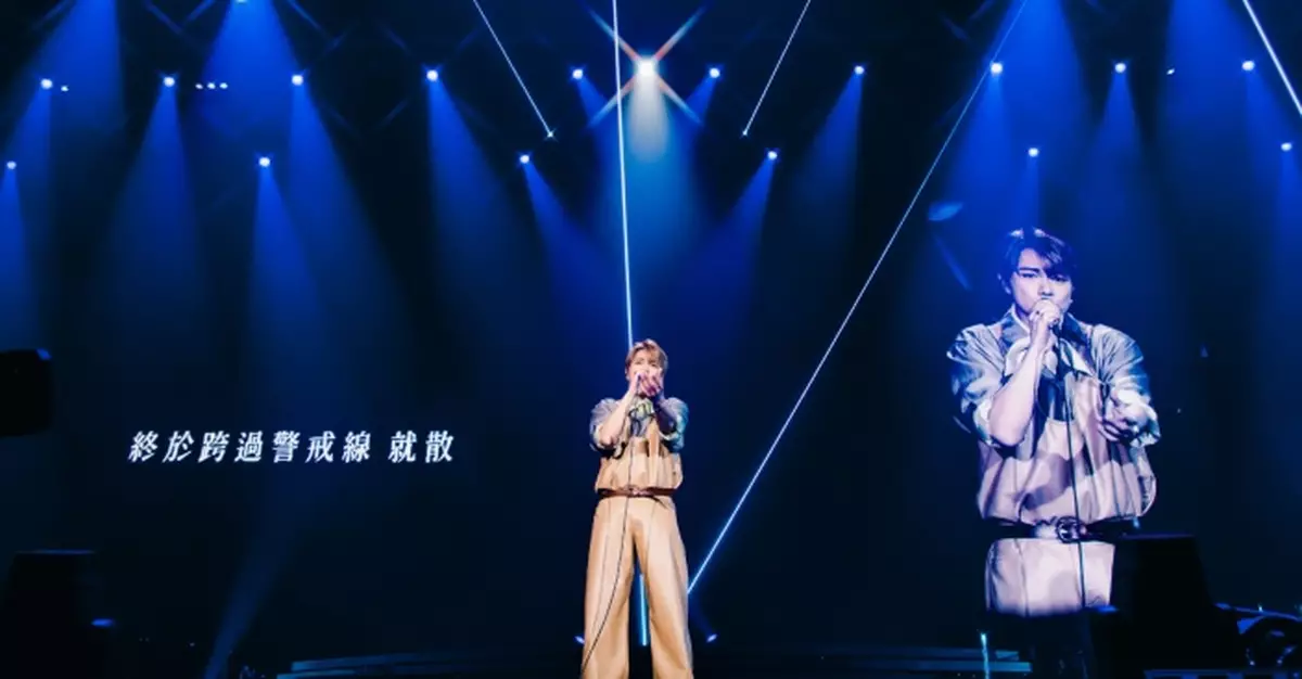 張敬軒澳門騷第二晚唱新歌《放棄的界限》 自爆計劃「唔派台」引粉絲抗議