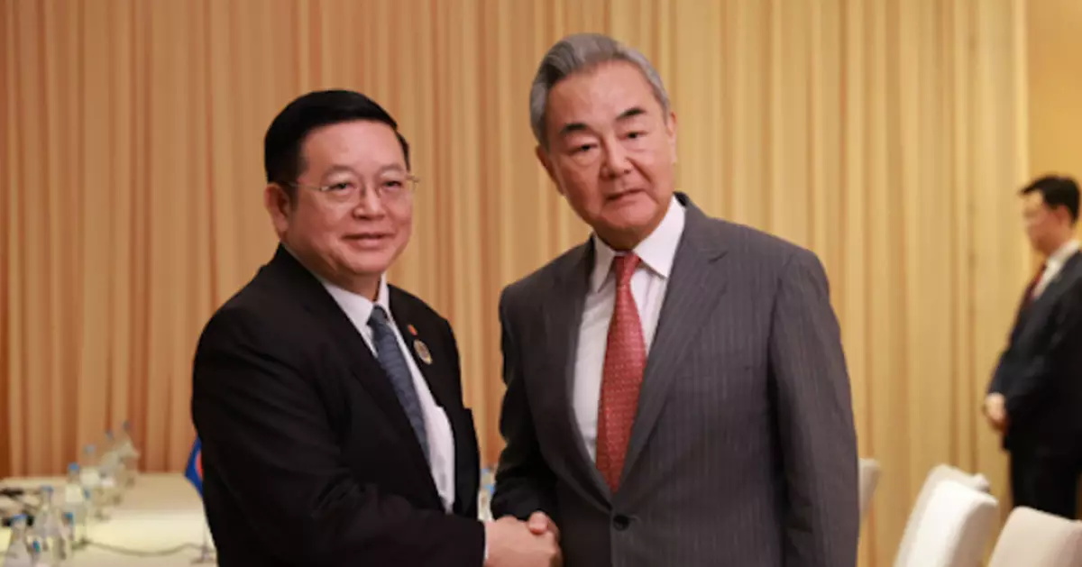 王毅晤東盟秘書長高金洪 指菲軍警部分勢力蓄意挑釁破壞南海和平穩定