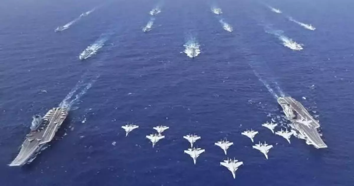 美軍罕有曝光B-2發射反艦導彈劍指中國航母　解放軍早有新系統反制