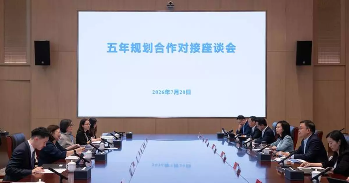 謝小華訪深圳　研香港首份五年規劃中深化港深合作
