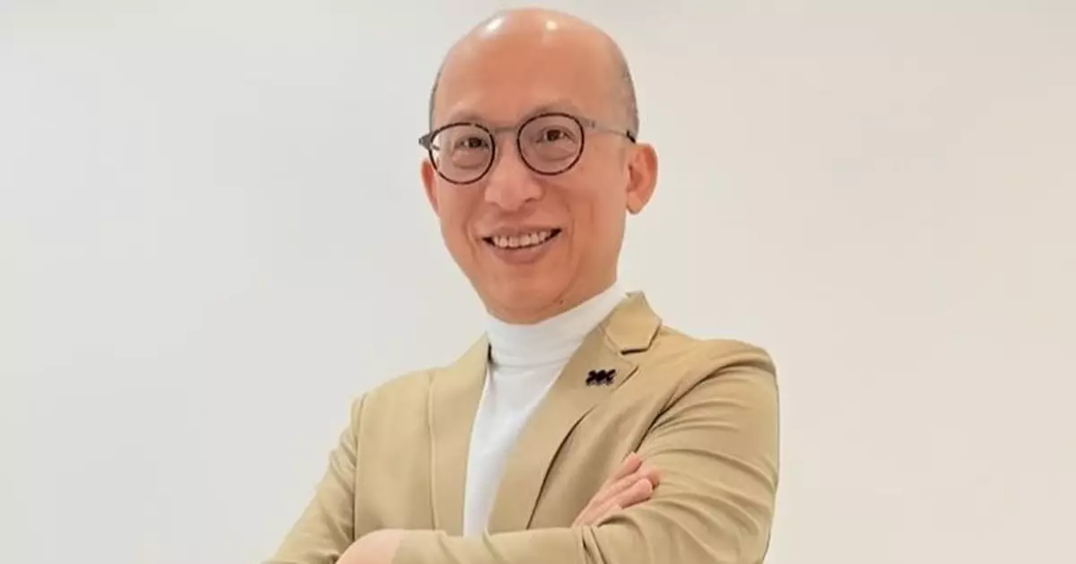 一個搭的士的真實故事 司機讓乘客聞臭腳 還拒帶安全帶