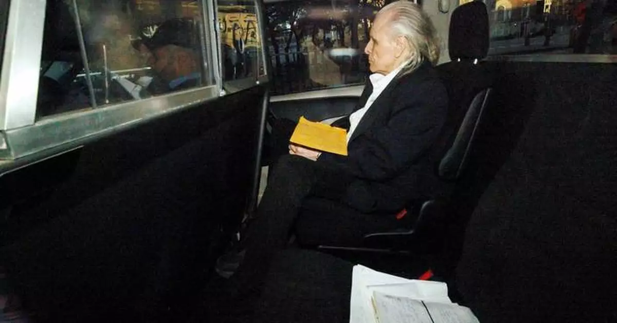 加拿大時裝大亨尼加德魁北克認罪 面臨美國敲詐勒索及性販賣指控