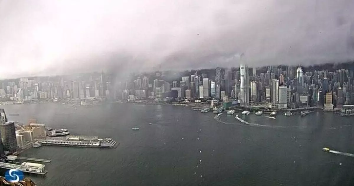 天氣 |  今日多雲有驟雨最高30度  DSE放榜日初時雨勢較大有狂風雷暴