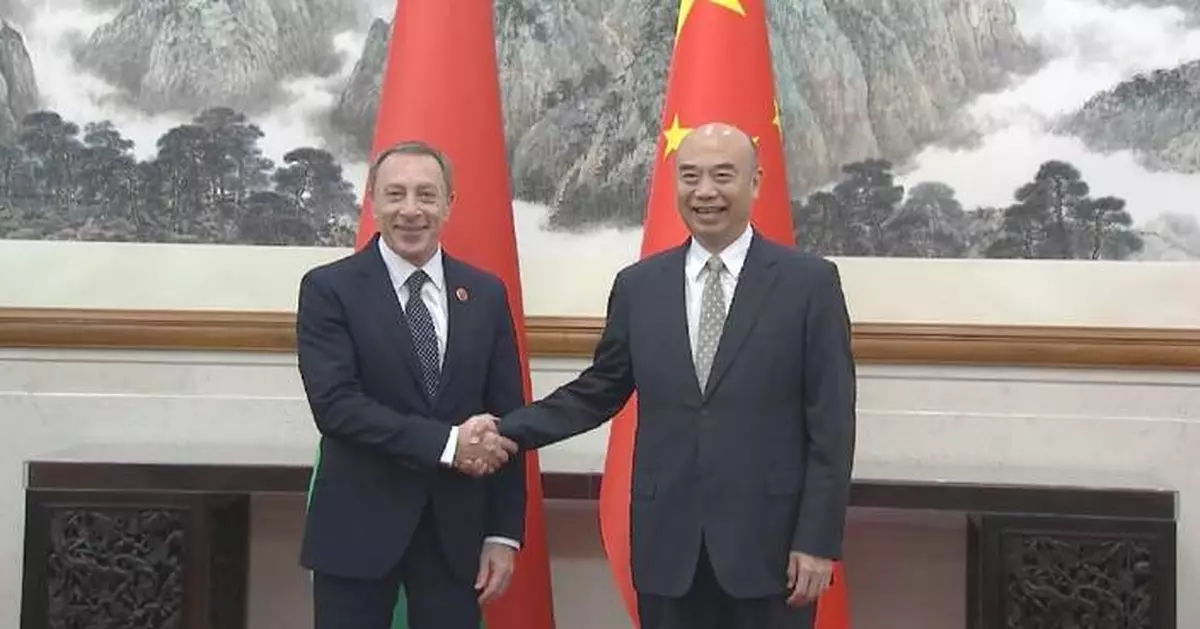 副總理劉國中會見白俄羅斯第一副總理斯諾普科夫