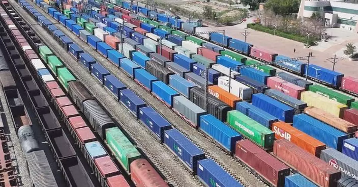 新疆鐵路口岸中歐班列量創新高 跨境貨運效率顯著提升