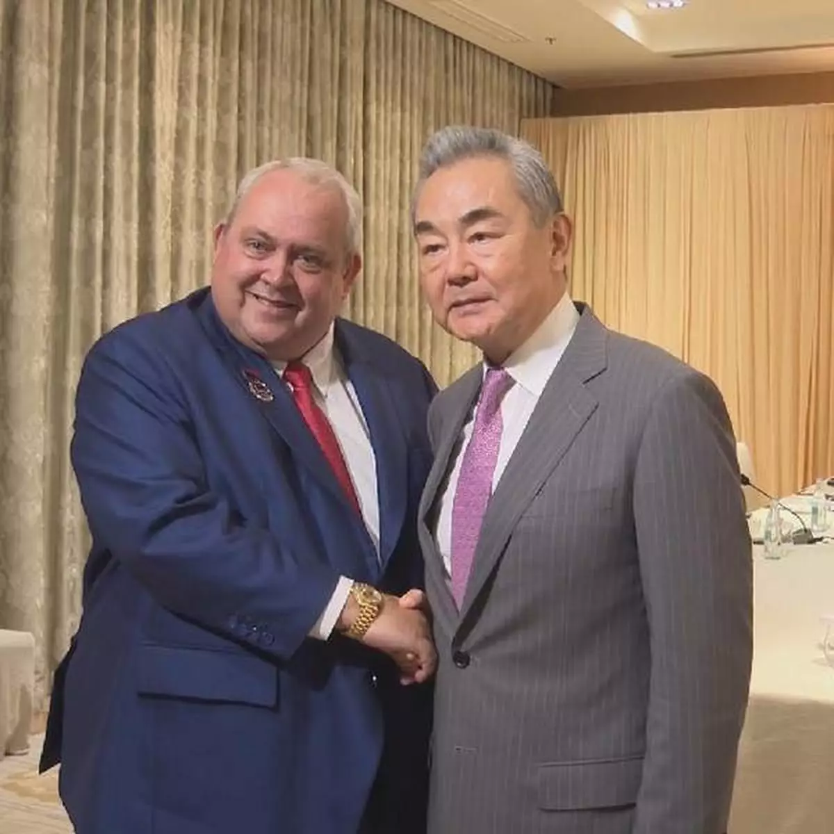 中國外交部長王毅：願見巴布亞新幾內亞在國際事務發揮更大作用