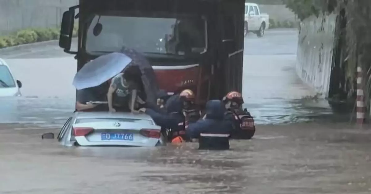 甘肅提升暴雨應急響應 多地水浸有車輛被困