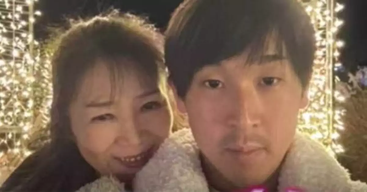 相差34歲交往3個月閃婚 日本26歲男初戀娶3婚60歲妻承諾：尿片也幫你換