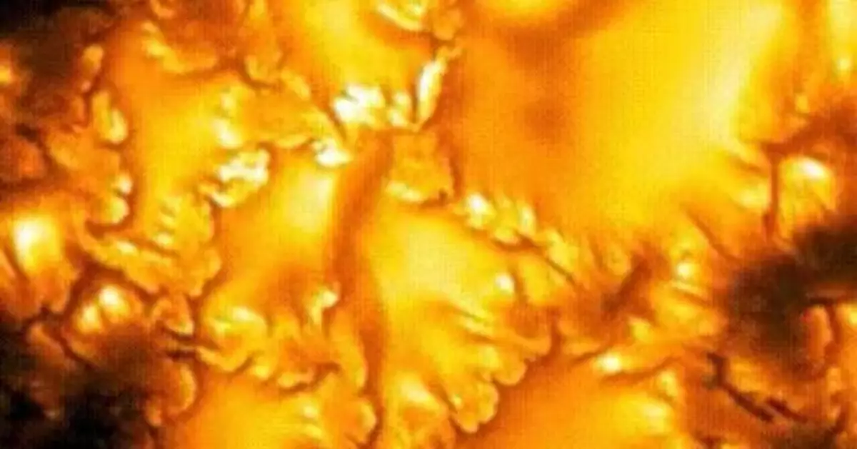 科學家拍下迄今最清晰太陽表面影像 羽狀漩渦似梵高名畫《星夜》