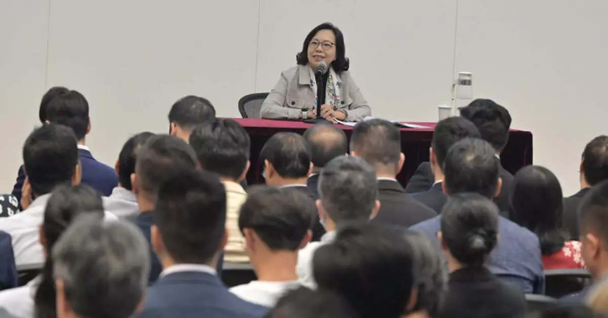 麥美娟﹕關愛隊已成政府地區治理團隊一份子