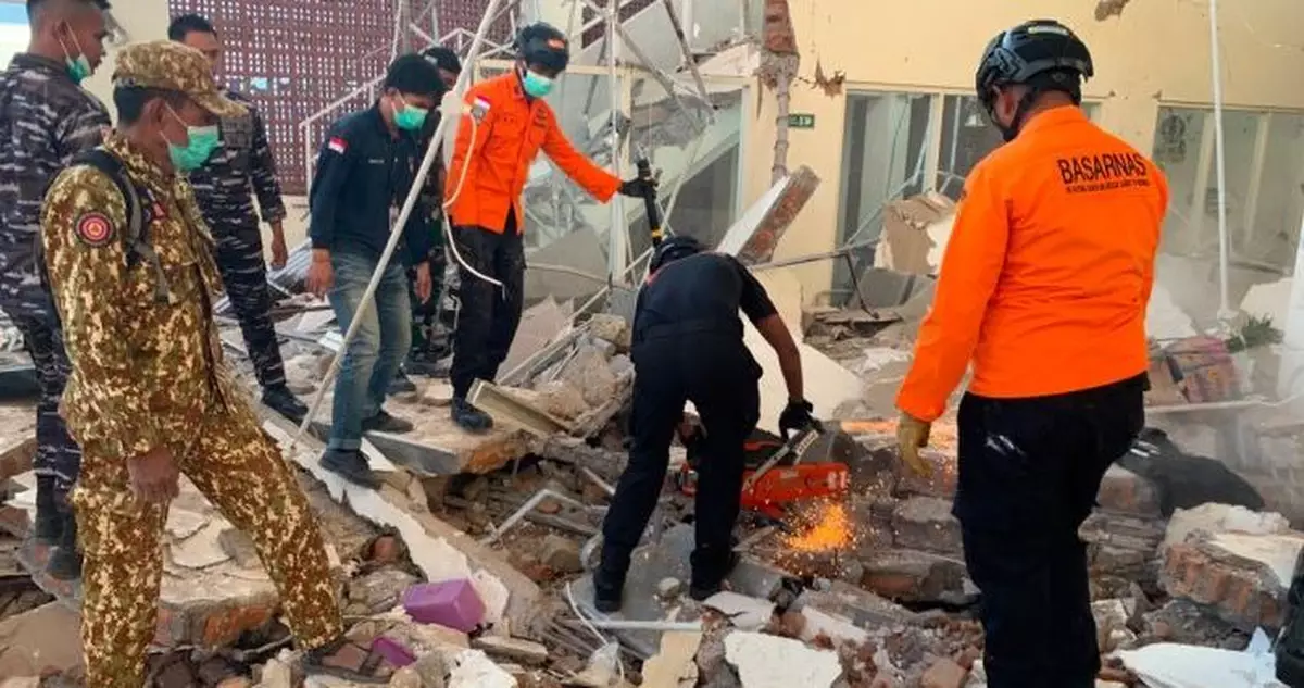 印尼7.7級地震及接連強餘震　已釀最少20人死亡
