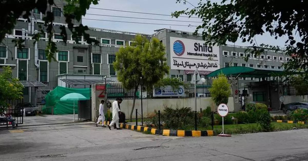 巴基斯坦當局要求法院覆核伊姆蘭汗獲准私家醫院治療命令