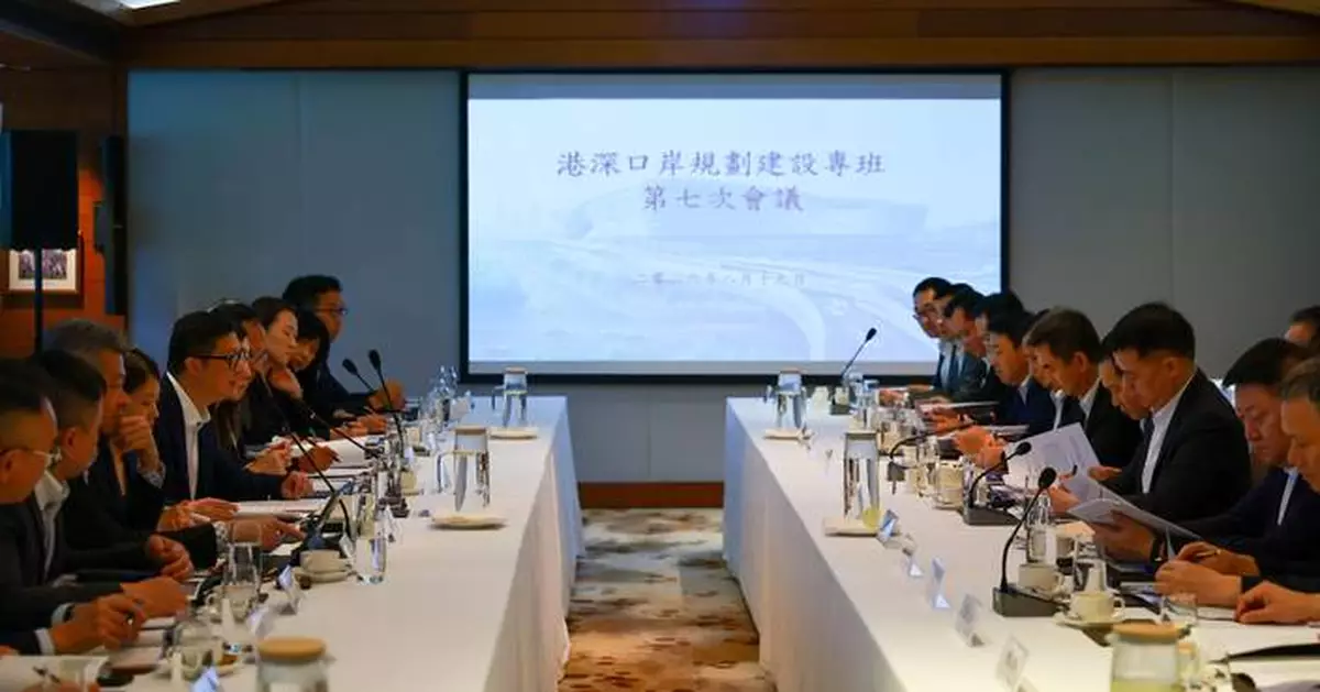 鄧炳強與深圳代表團視察港方口岸區 感謝施工過程中緊密配合