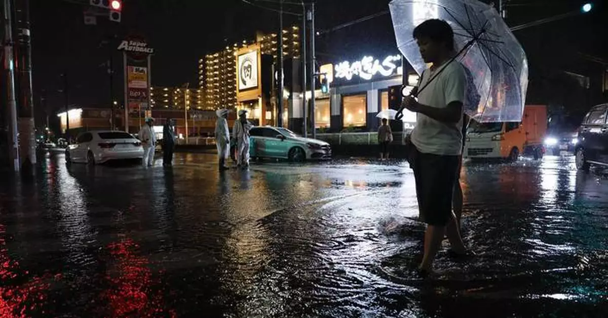 東京附近暴雨成災 釀四死多人被困