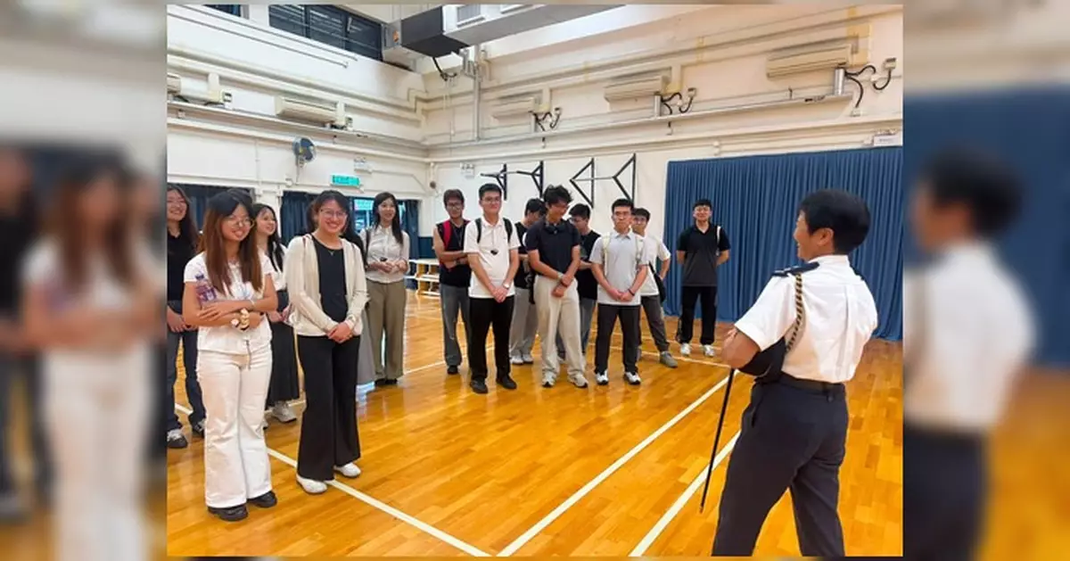 內地港生研學團訪警察學院 體驗智能單車競賽