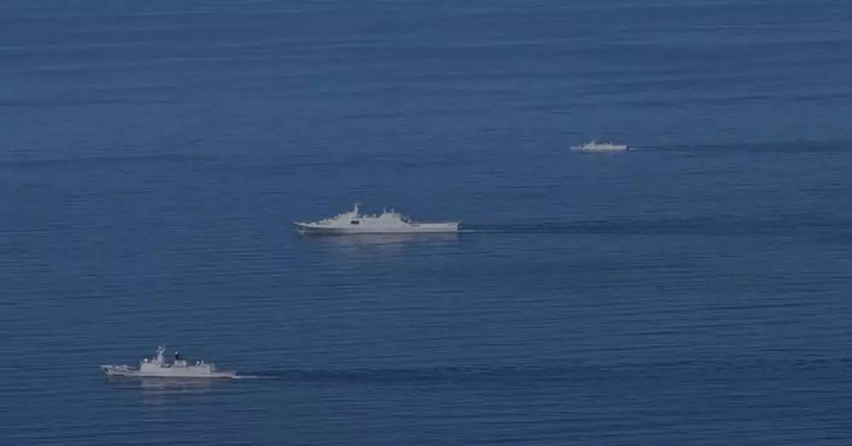 解放軍黃岩島舉行海空聯合訓練演習