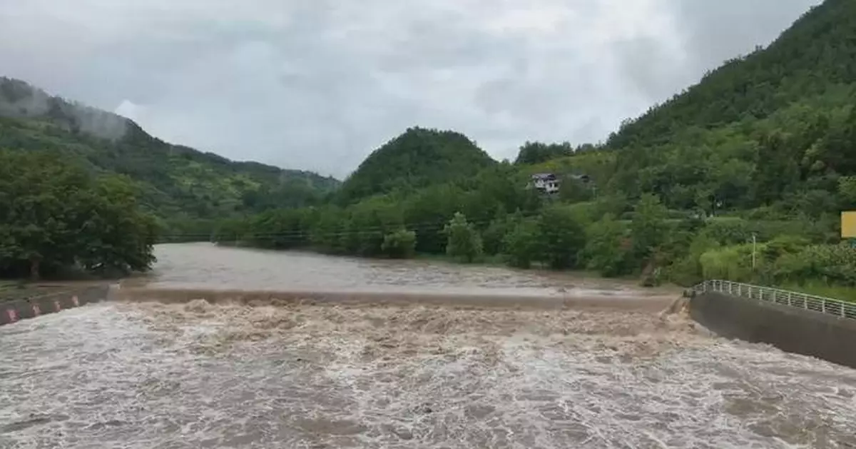 中國西部暴雨持續 多地啟動應急響應疏散居民