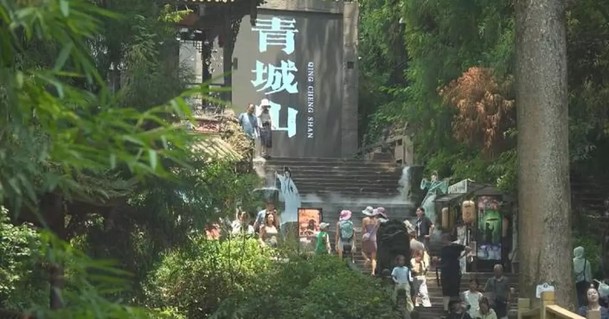 中國暑期電影市場增長強勁 影視旅遊帶動文旅消費超3800億元