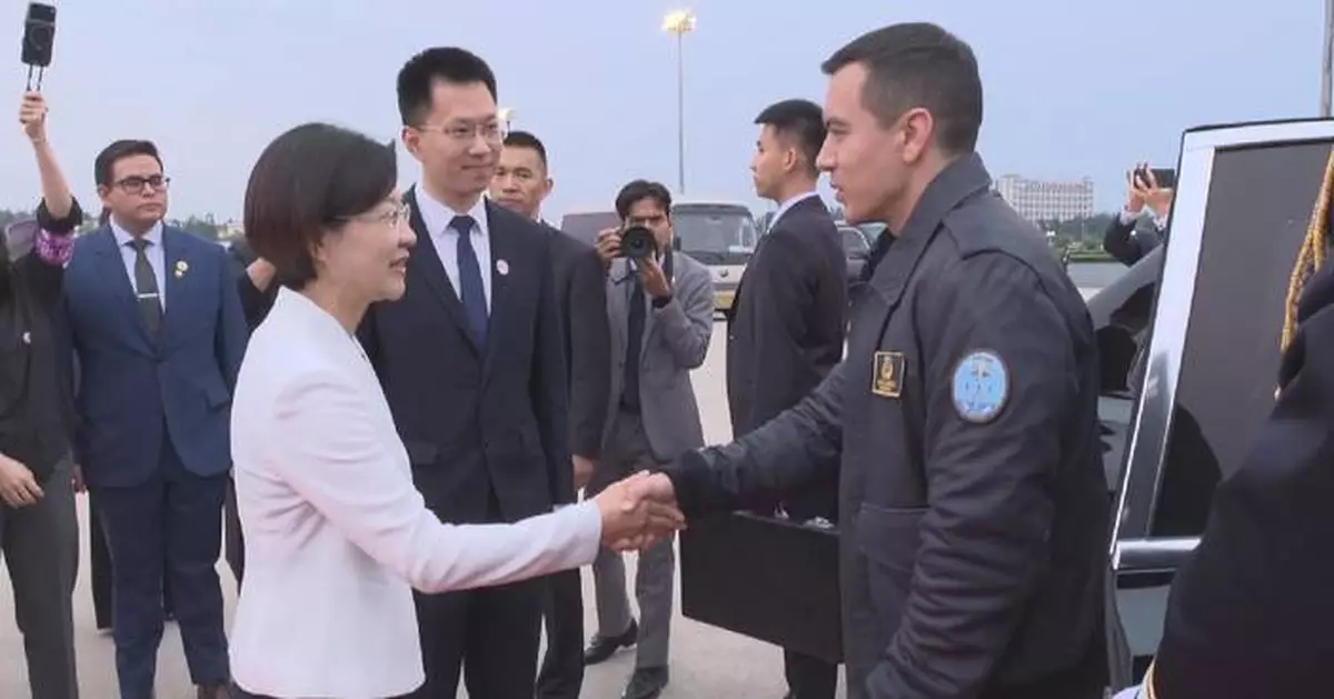 厄瓜多爾總統諾沃亞抵京 展開上任後首次國事訪問