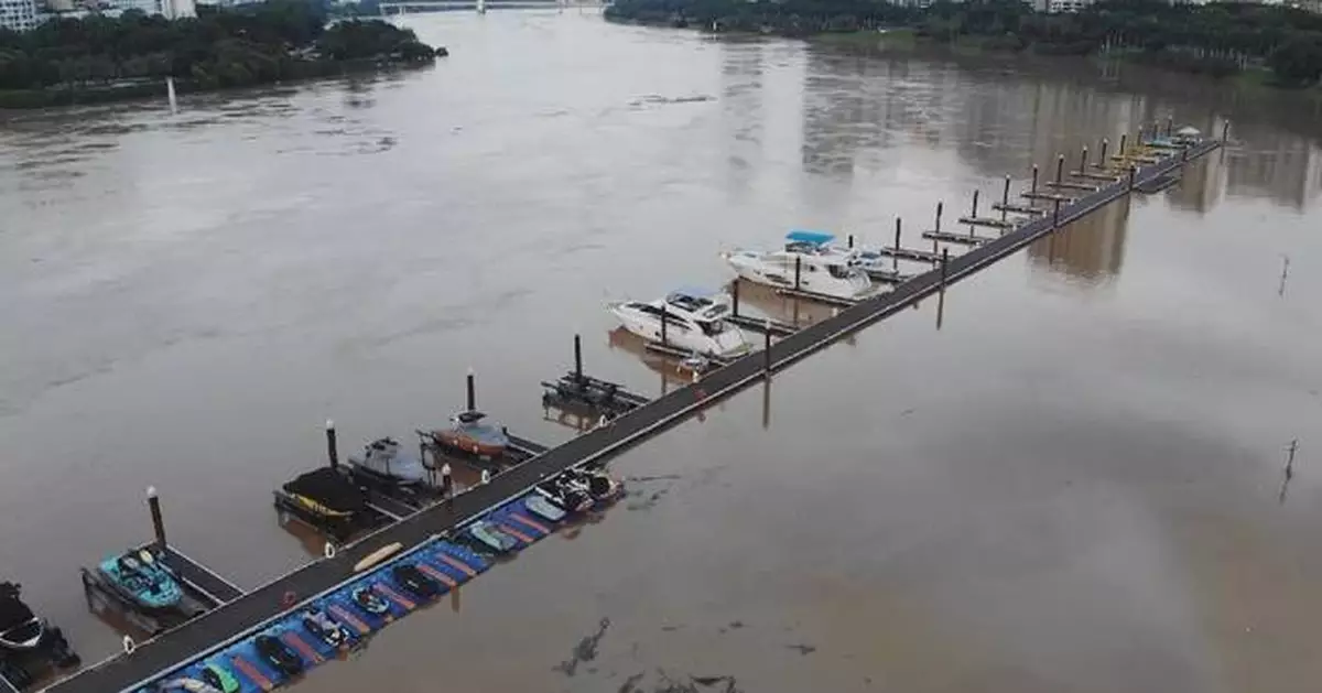 廣西暴雨洪災致邕江水位超警戒線 當局疏散居民並禁航運