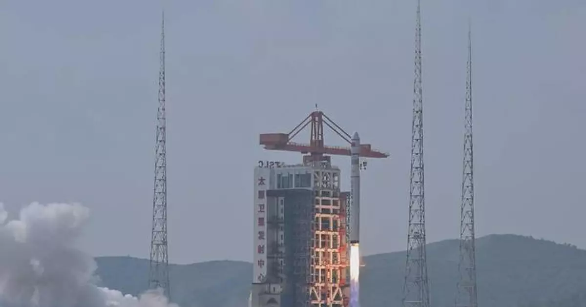 中國發射長征六號丙運載火箭 搭載七枚衛星升空