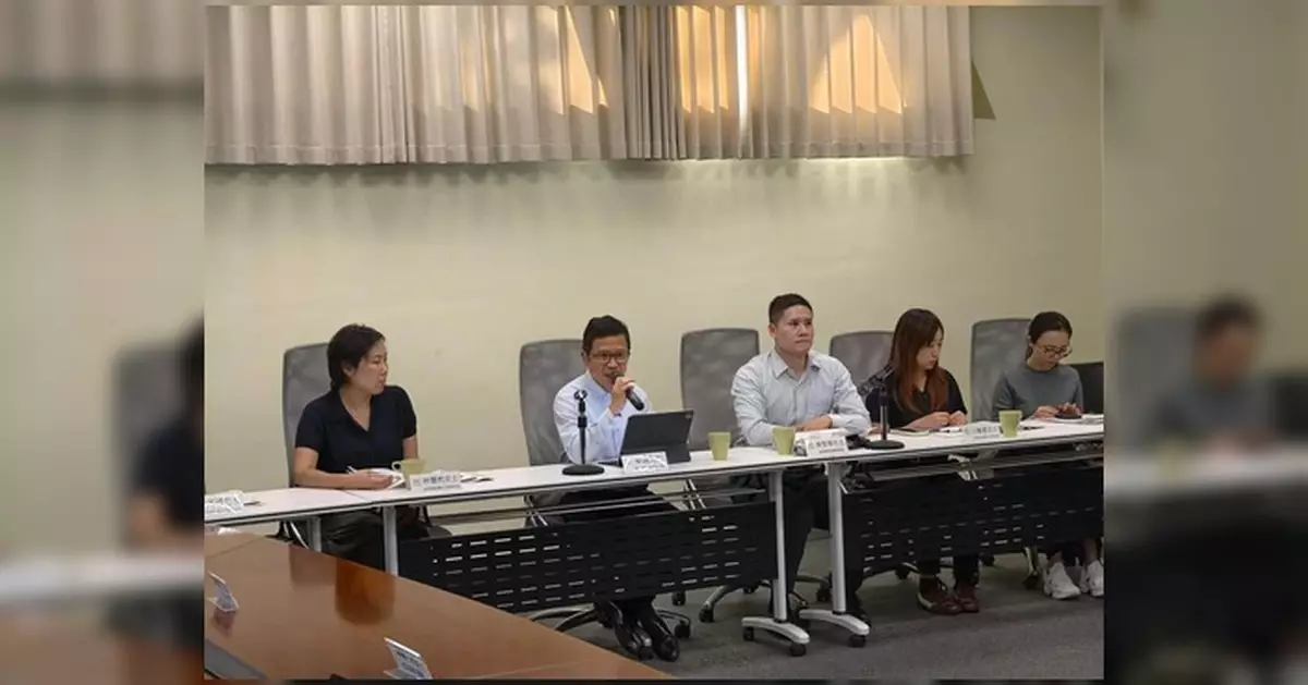 環保署廢紙回收三方平台首開會 實地參觀紙漿設施助業界轉型