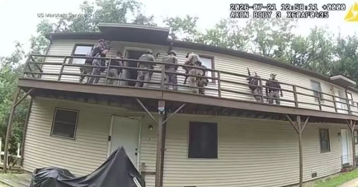 準備破門捉拿嫌犯 美特警遇建築物二樓走廊突坍塌墮下7傷 目標男事後落網