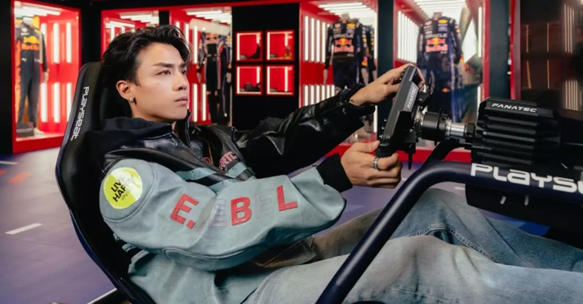 《RACE TO GLORY》AK體驗全港首個商場大型方程式賽車活動 江𤒹生率先落場強攻超經典賽道