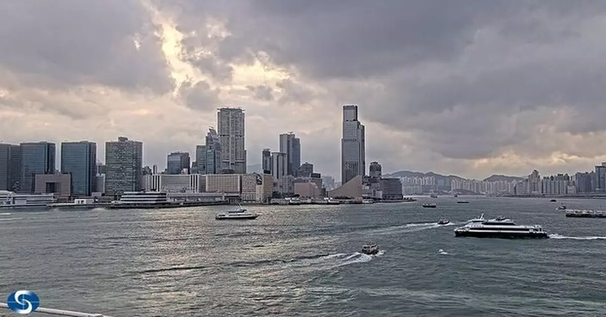 天氣 | 天文台：大致多雲早晚有驟雨 日間炎熱最高32度