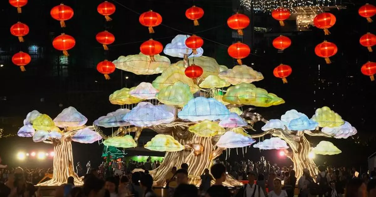 康文署：由於反應熱烈 維園中秋彩燈會展期延至10月7日