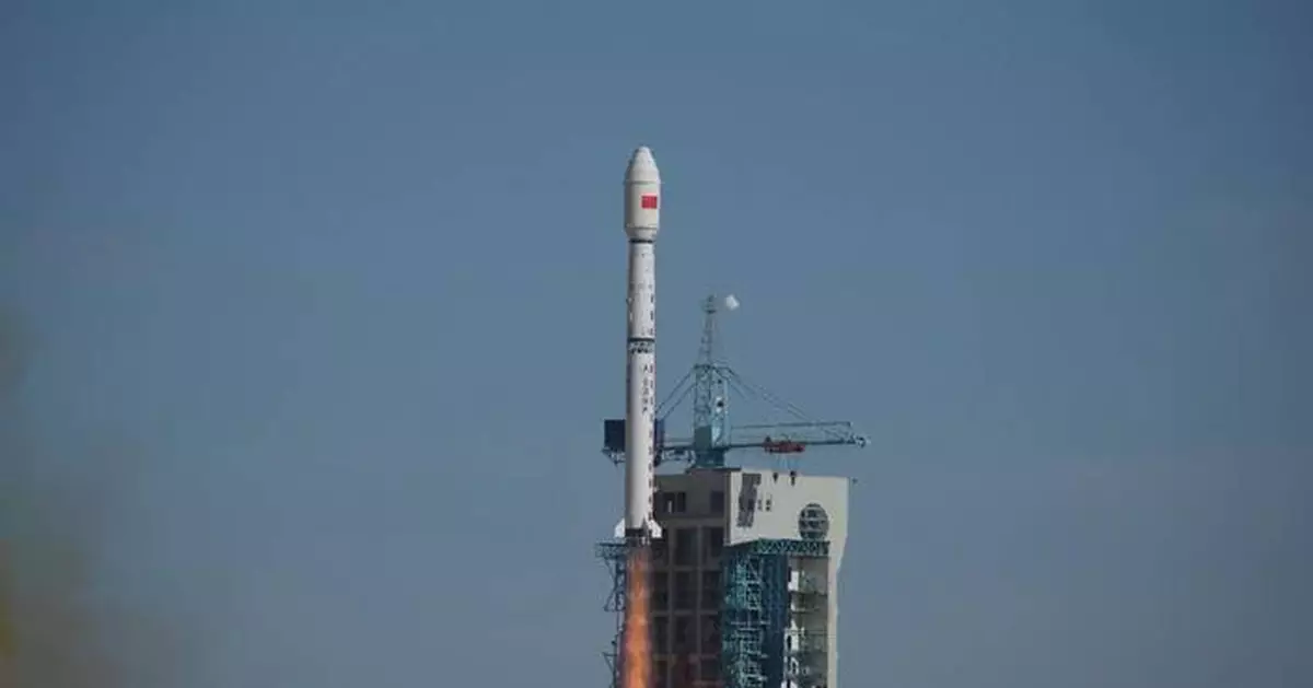 中國發射兩組遙感衛星