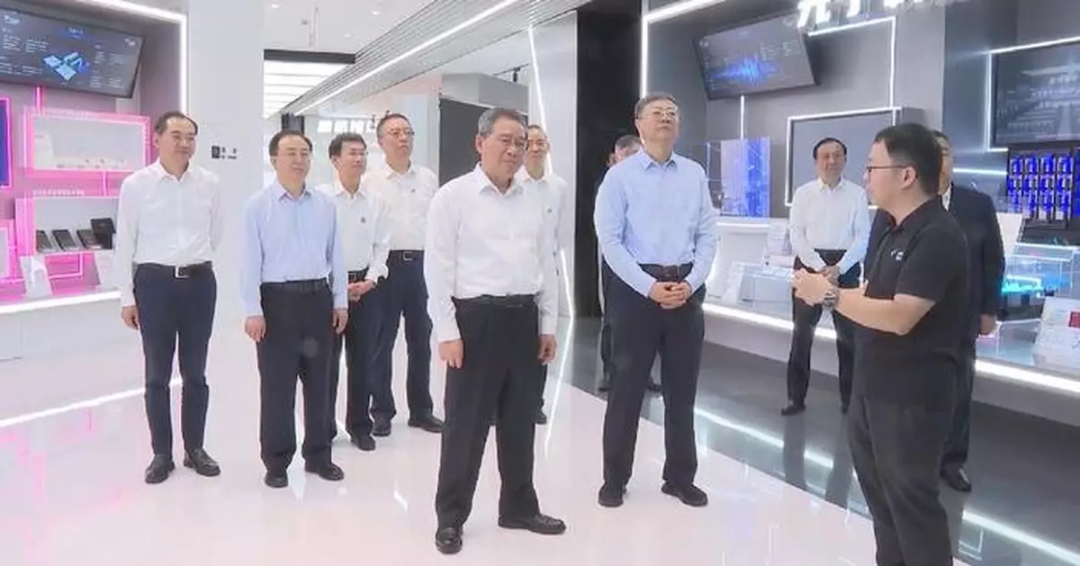 中國總理李強強調加快發展新興及未來產業