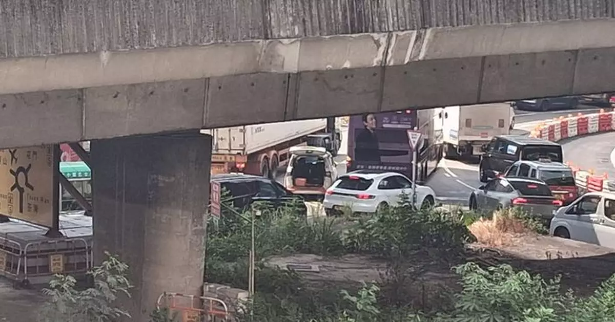 青馬大橋4車相撞1人傷 往九龍部分行車線封閉交通繁忙