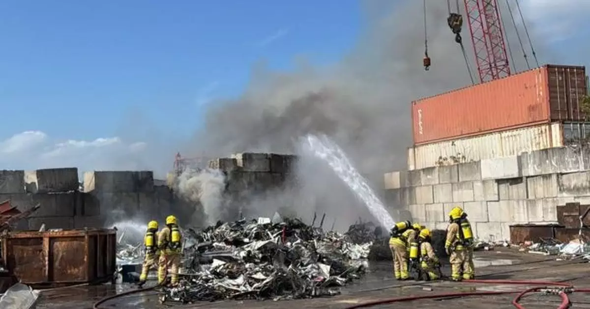 昂船洲船隻火警救熄　期間15人一度需疏散