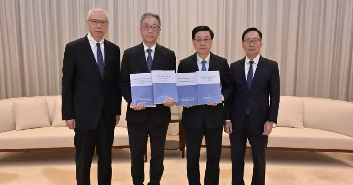 大埔火災 |  李家超：收到獨立委員會提交報告將研究並公開  短期內公布全面改革計劃及追責安排
