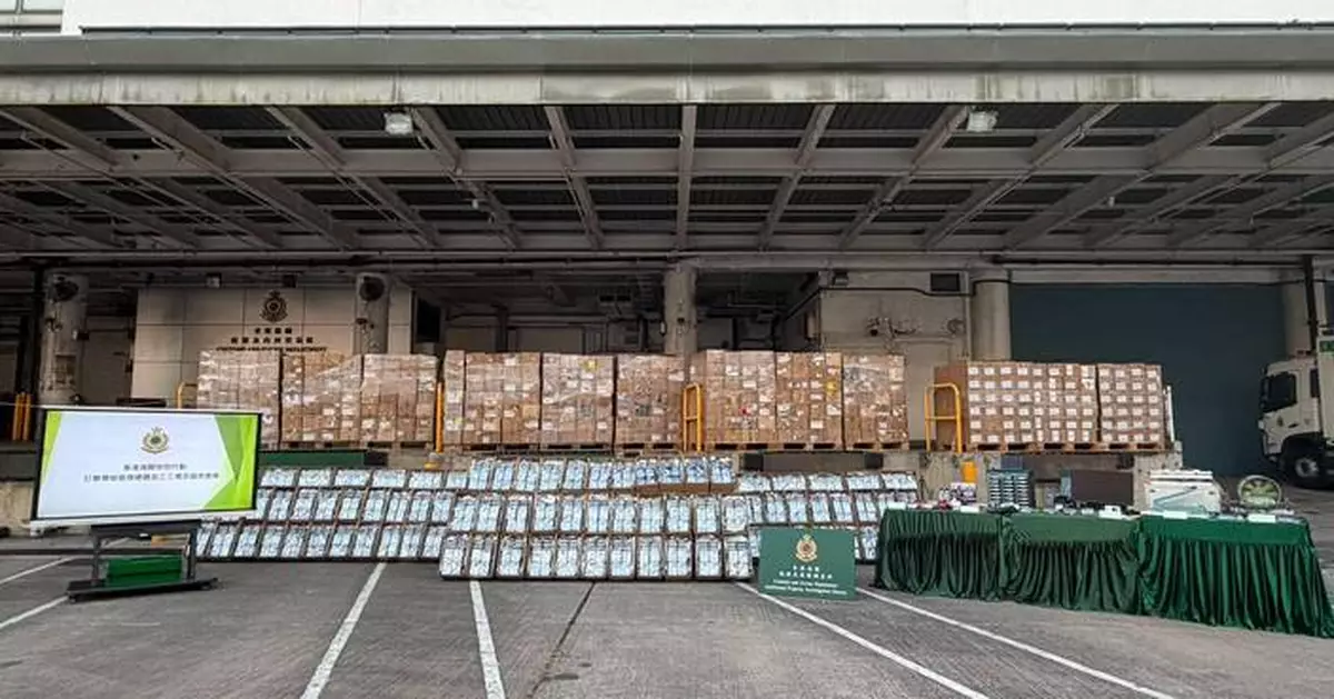 海關打擊懷疑冒牌硬碟加工工場及儲存庫 拘捕6人檢獲約6800件硬碟