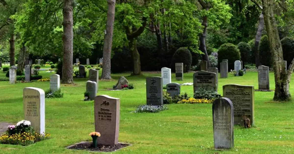 德禮儀師洗劫死者遺物拔遺體金牙變賣 獲利221萬與妻買豪車住豪宅 下場曝光